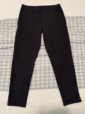 Lululemon ABC slim fit trouser 
Colour Black
31 inch waist and 30 inch length